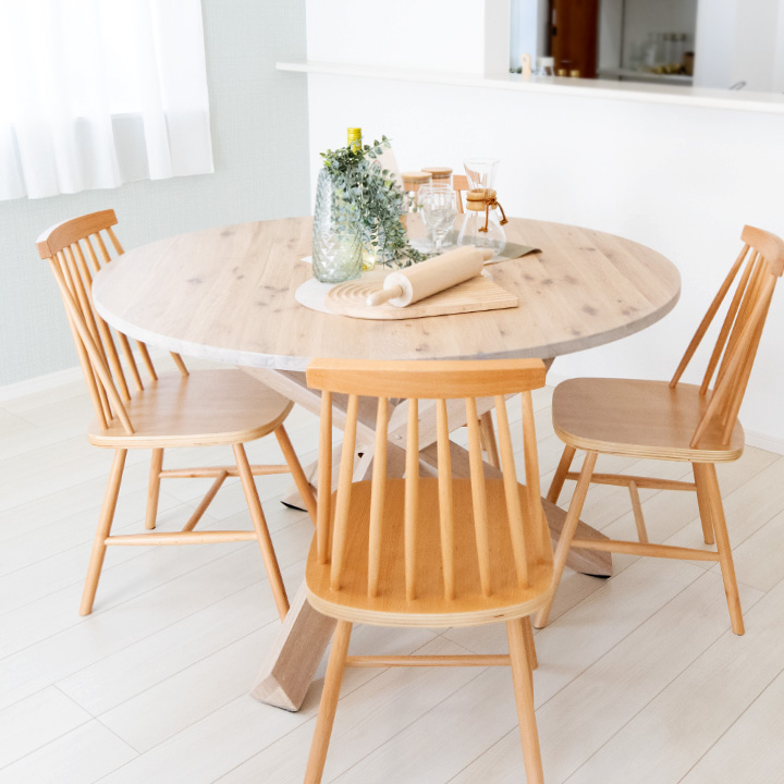【20%OFF】【展示品】ダイニングテーブル 直径120cm La Forma Japan ナチュラル