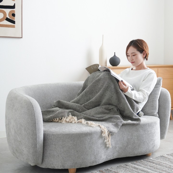 ソファのある心地よい暮らし